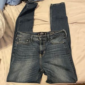 Hollister High-Rise Super Skinny Jeans